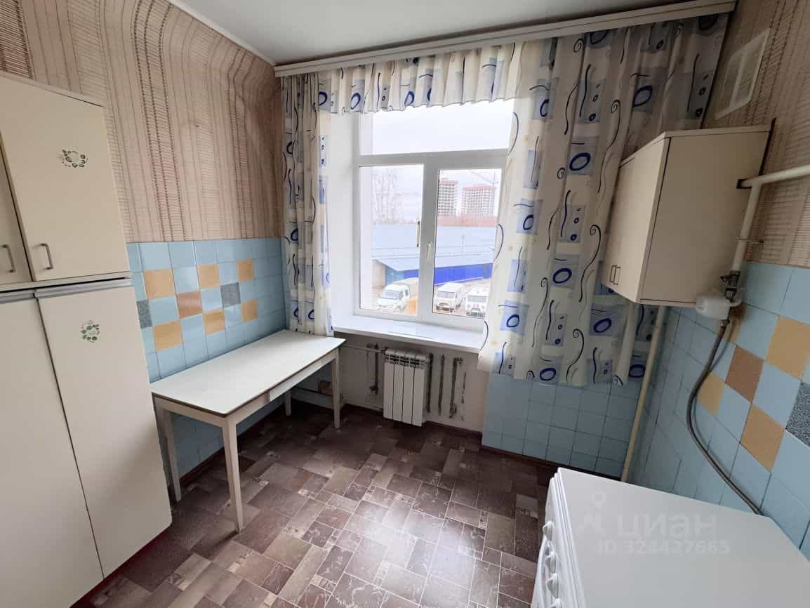 Россия, Киров, Ленинский район, улица Калинина, 61А, фото 16