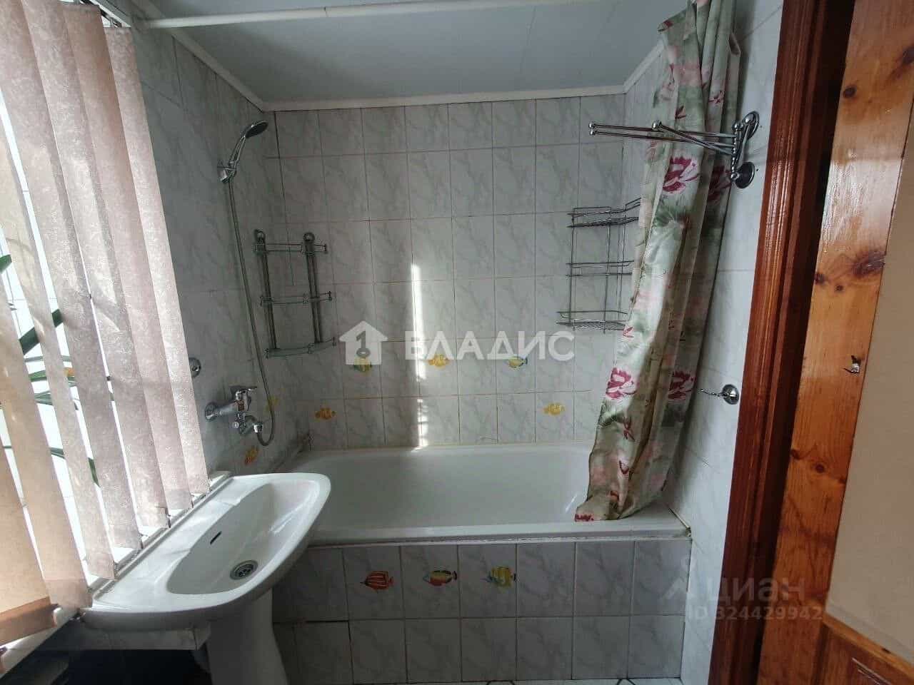 Россия, Республика Бурятия, Улан-Удэ, Ключевская улица, 35, фото 12