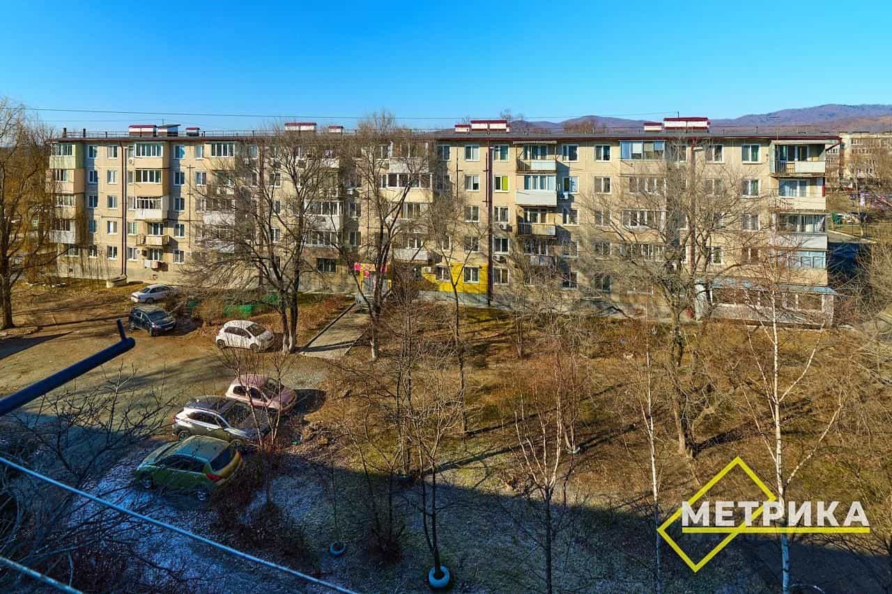 Россия, Приморский край, Артём, Харьковская улица, 4, фото 20