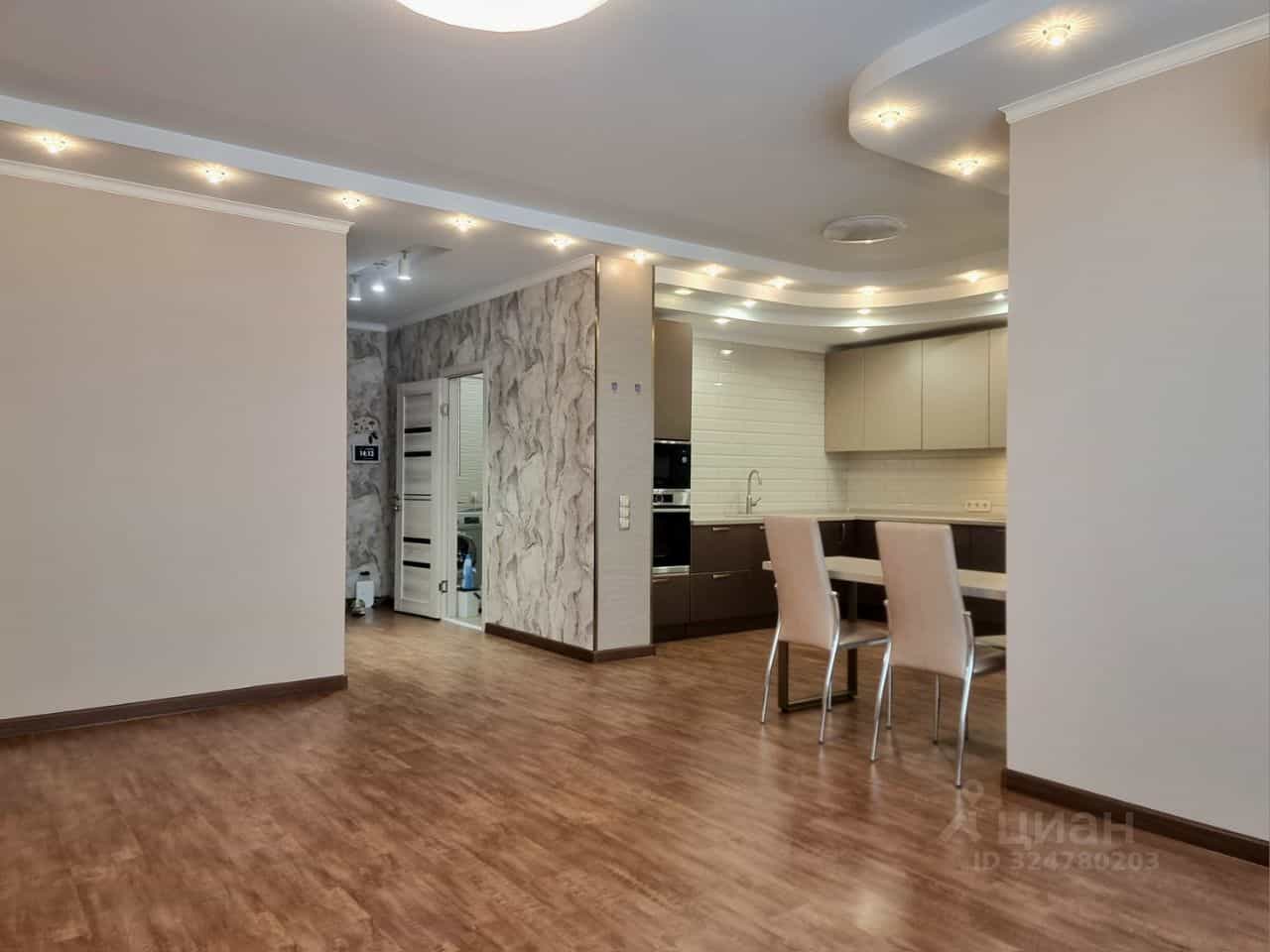 Россия, Республика Хакасия, Абакан, проспект Дружбы Народов, 43, фото 5