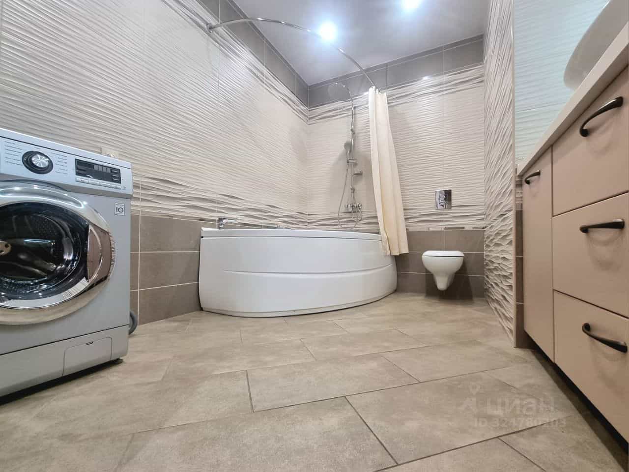 Россия, Республика Хакасия, Абакан, проспект Дружбы Народов, 43, фото 22