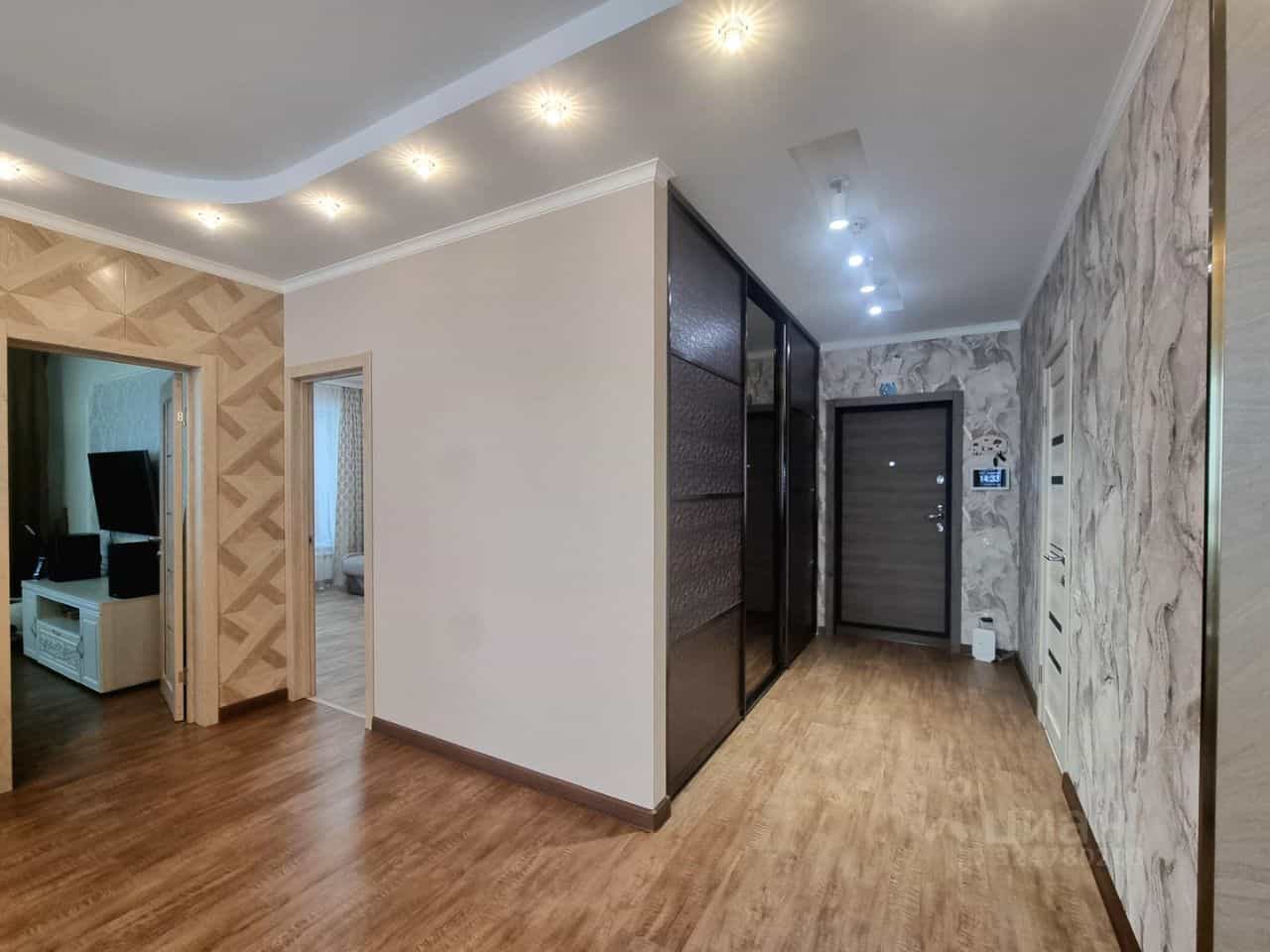 Россия, Республика Хакасия, Абакан, проспект Дружбы Народов, 43, фото 37