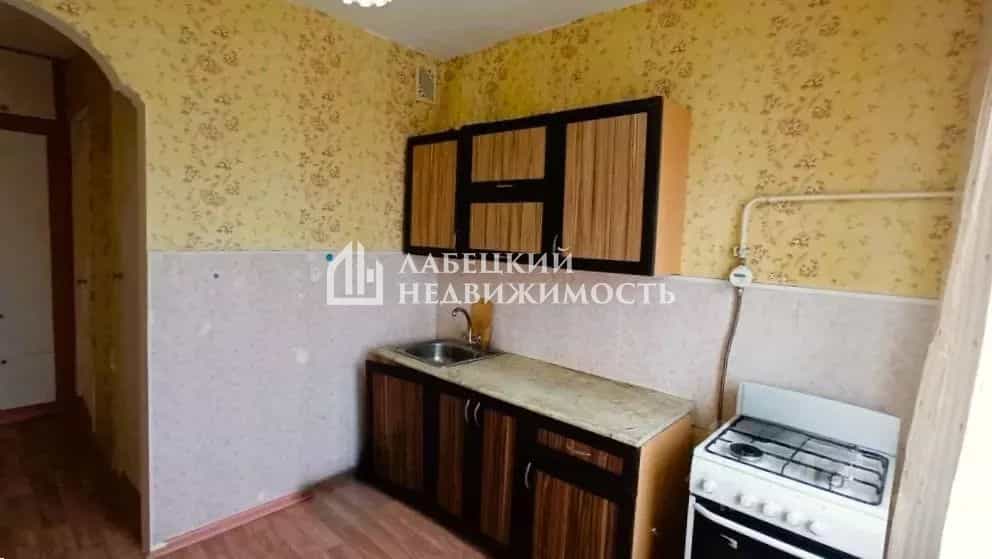 Россия, Орёл, улица Матросова, 46