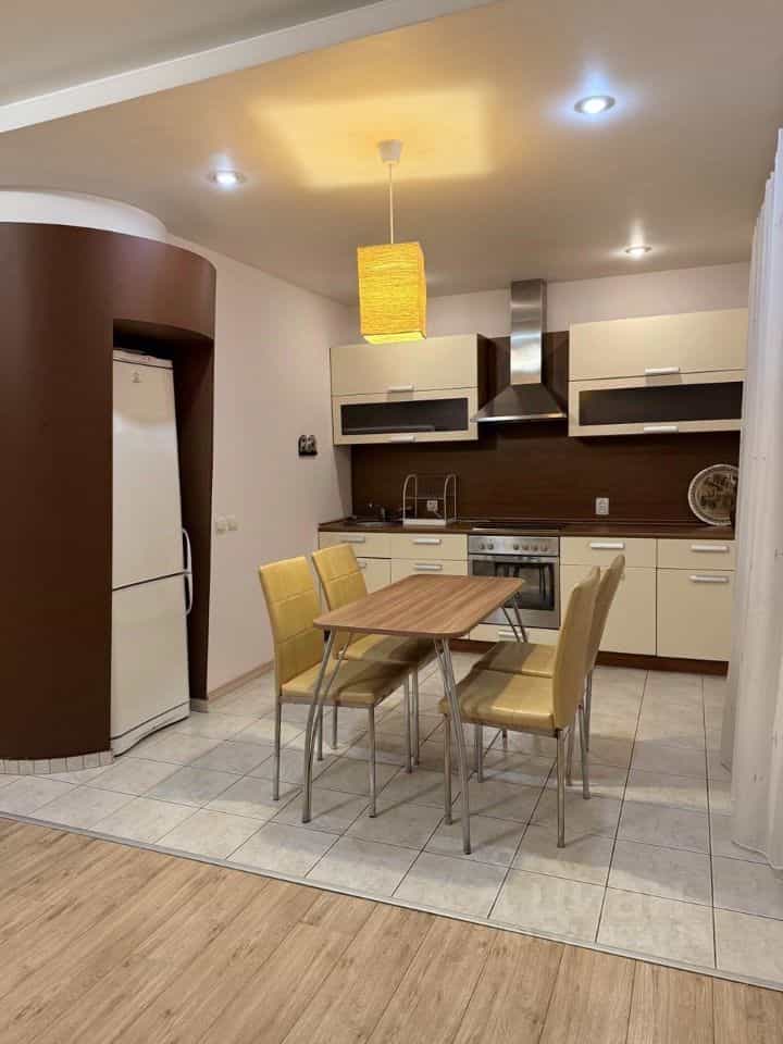 Россия, Республика Коми, Сыктывкар, улица Бабушкина, 31, фото 3