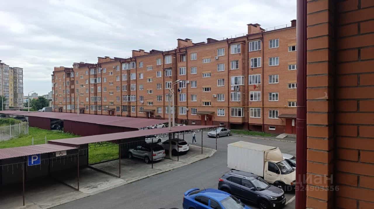 Россия, Республика Северная Осетия — Алания, Владикавказ, улица Цоколаева, 40, фото 11