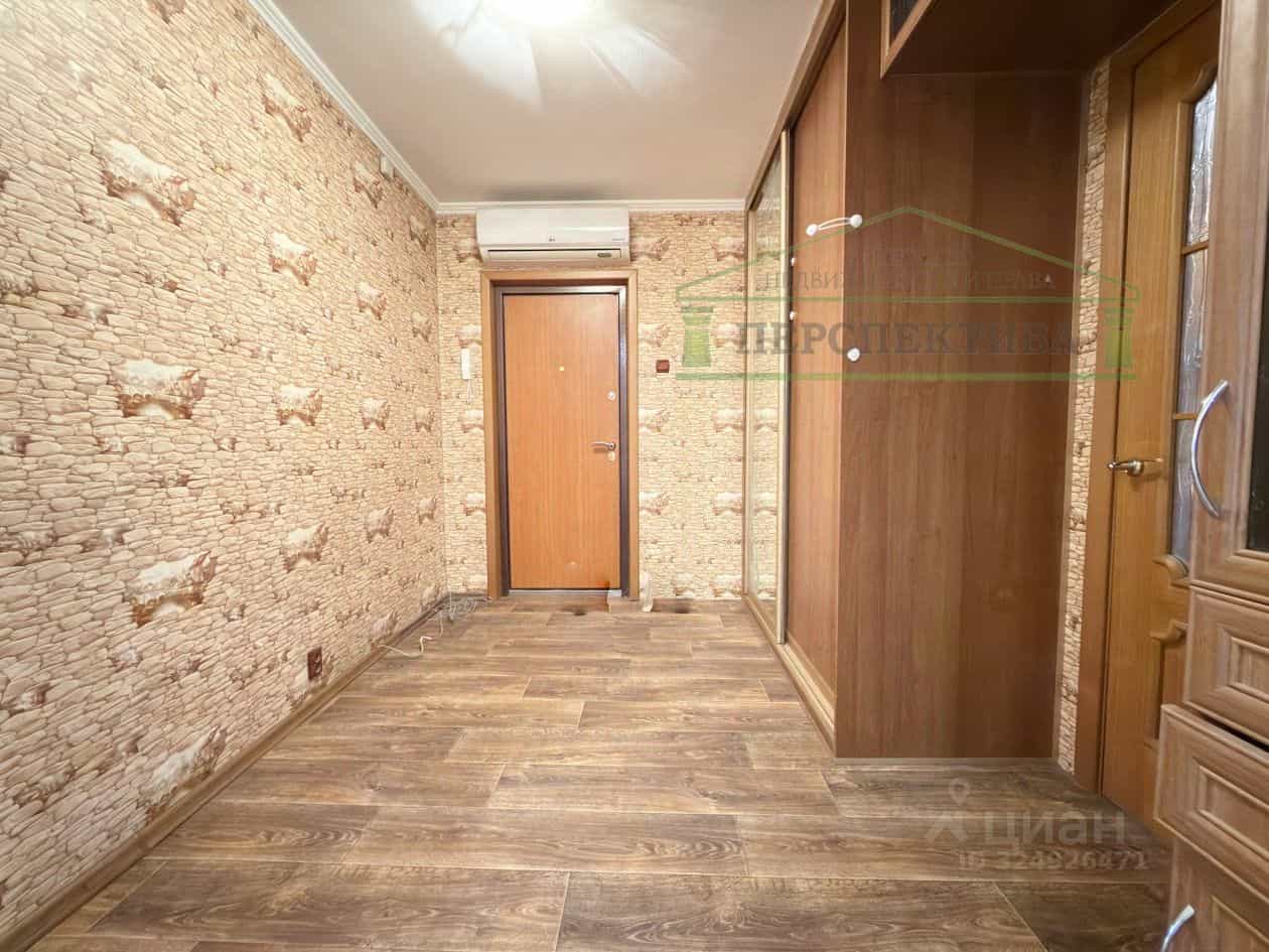 Россия, Приморский край, Артём, улица Ворошилова, 38, фото 7