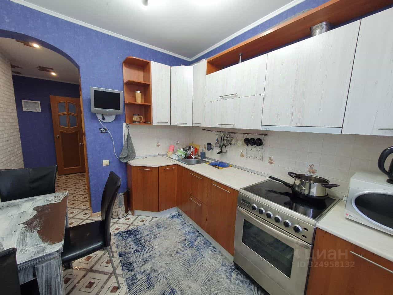 Россия, Сахалинская область, Южно-Сахалинск, Комсомольская улица, 241А, фото 11