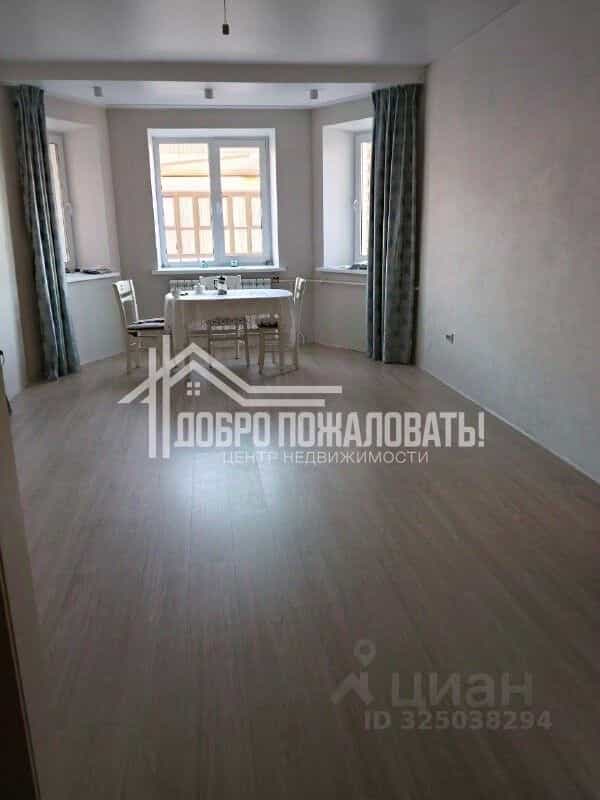 Россия, Республика Хакасия, Абакан, улица Авиаторов, 6, фото 5
