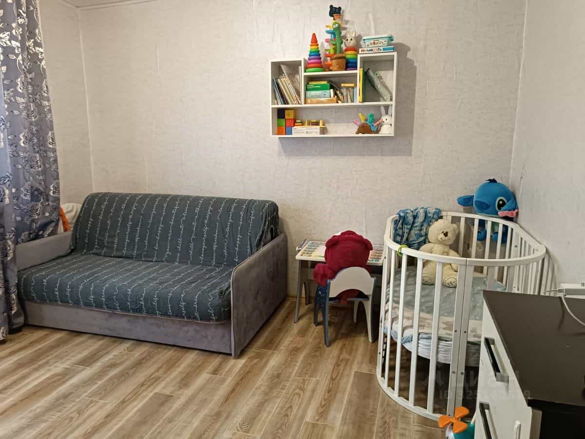 Россия, Новгородская область, Валдай, улица Труда, 54, фото 2
