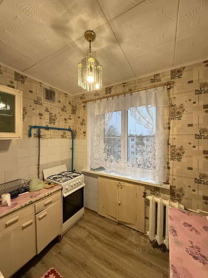 Россия, Новгородский муниципальный округ, Пролетарское городское поселение, посёлок городского типа Пролетарий, улица Ленина, 6, фото 2