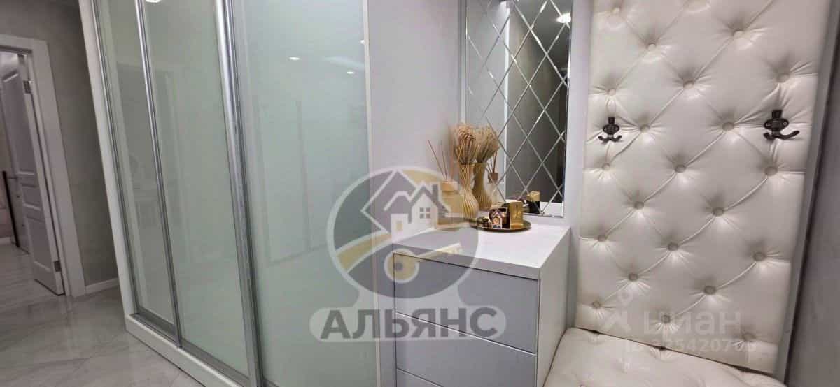 Россия, Ямало-Ненецкий автономный округ, Новый Уренгой, район Северная Жилая Часть, микрорайон Дружба, 2/1, фото 8