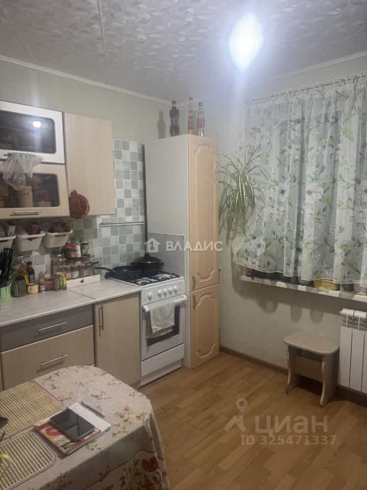 Россия, Республика Коми, Сыктывкар, Октябрьский проспект, 172, фото 14