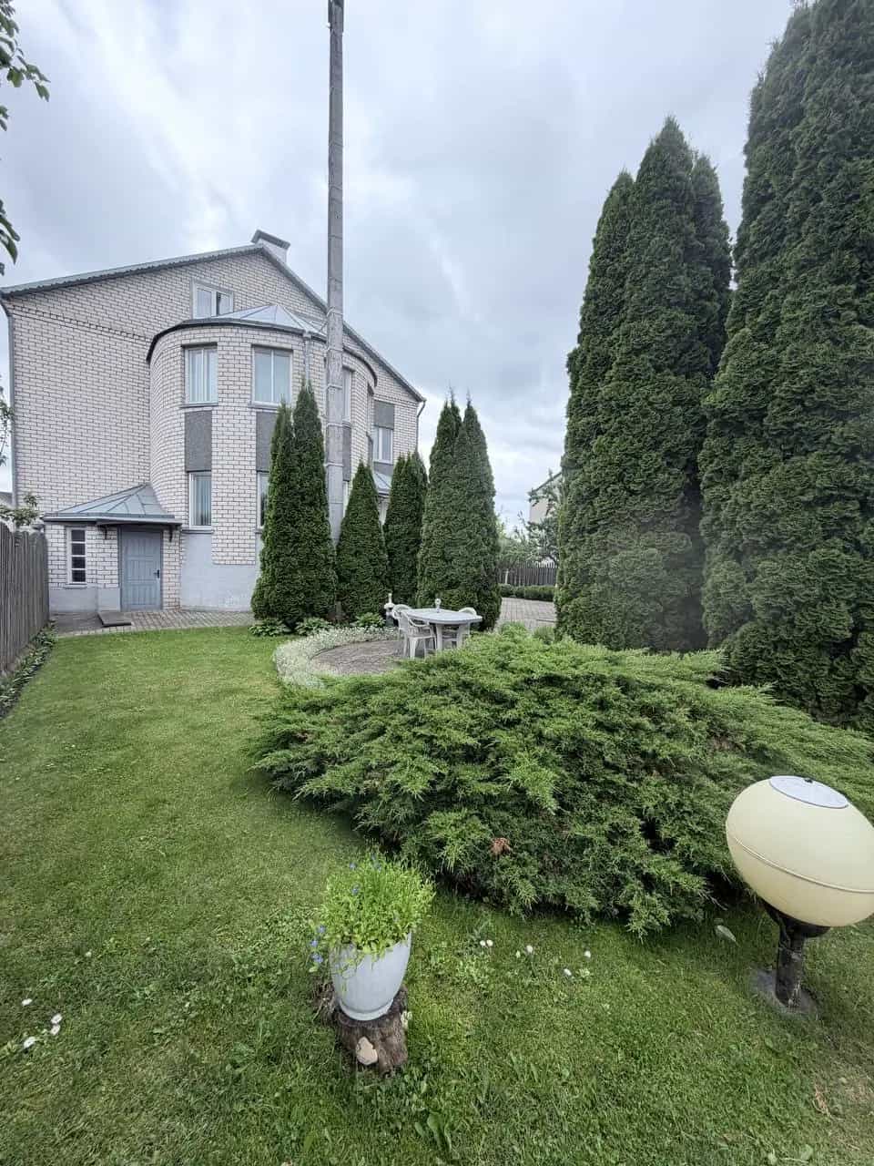 Беларусь, Гродненская область, Лидский район, Дубровенский сельсовет, деревня Новосёлки, Зелёная улица, 6