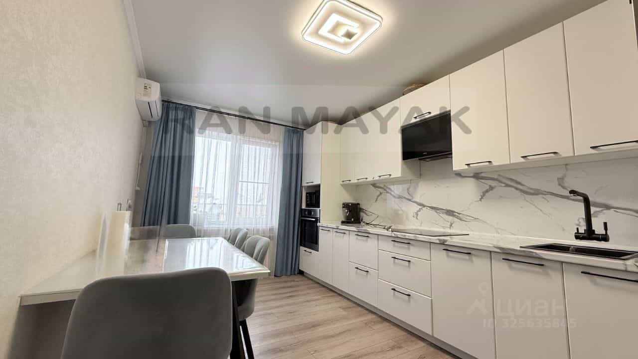 Россия, Республика Адыгея (Адыгея), Майкоп, улица Чкалова, 65, фото 10