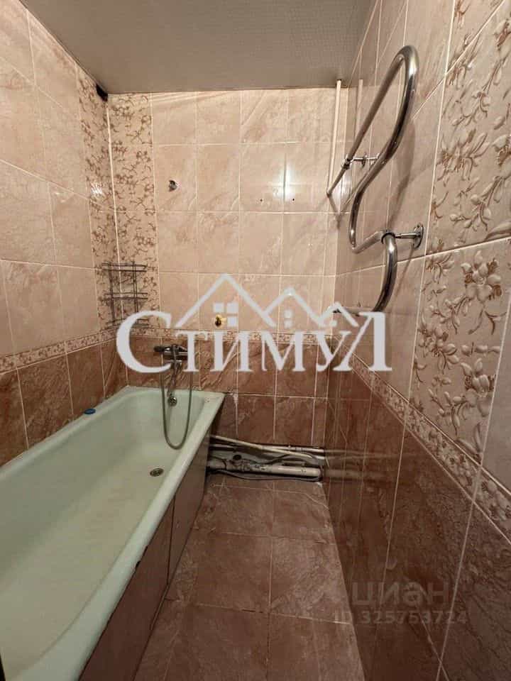 Россия, Республика Хакасия, Черногорск, улица Генерала Тихонова, 25, фото 9