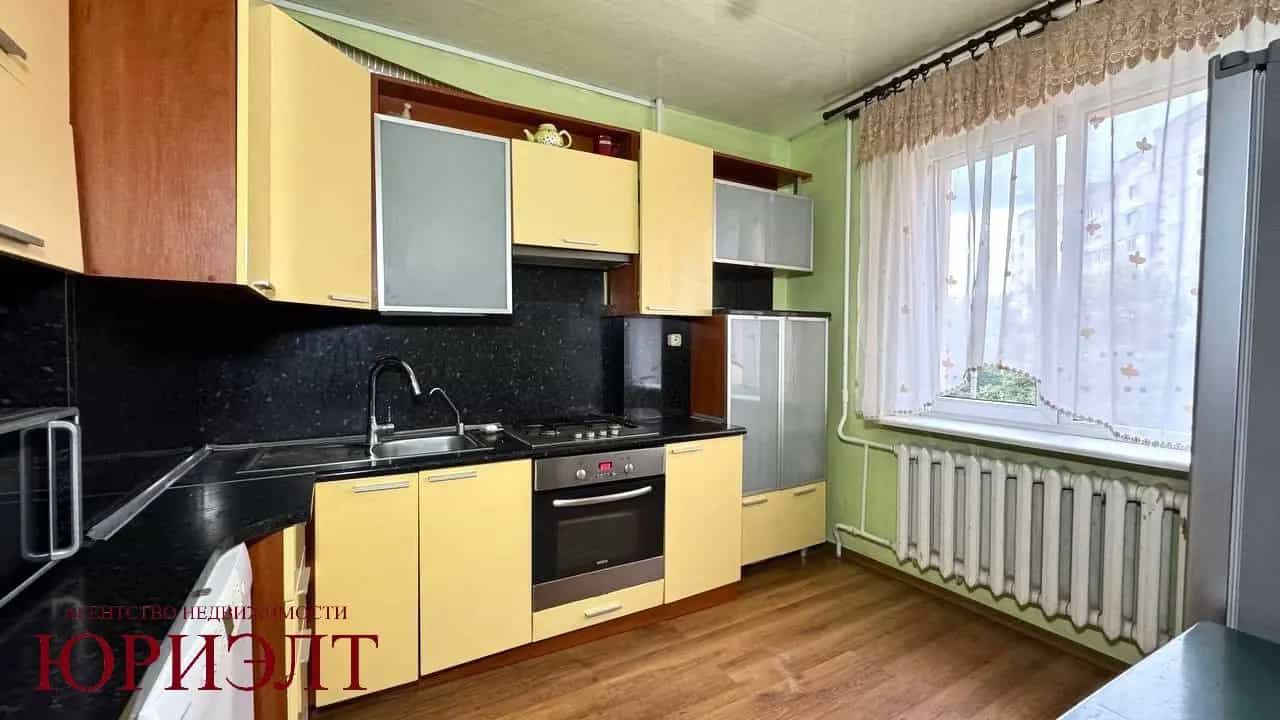 Беларусь, Минская область, Борисов, улица Трусова, 45, фото 2