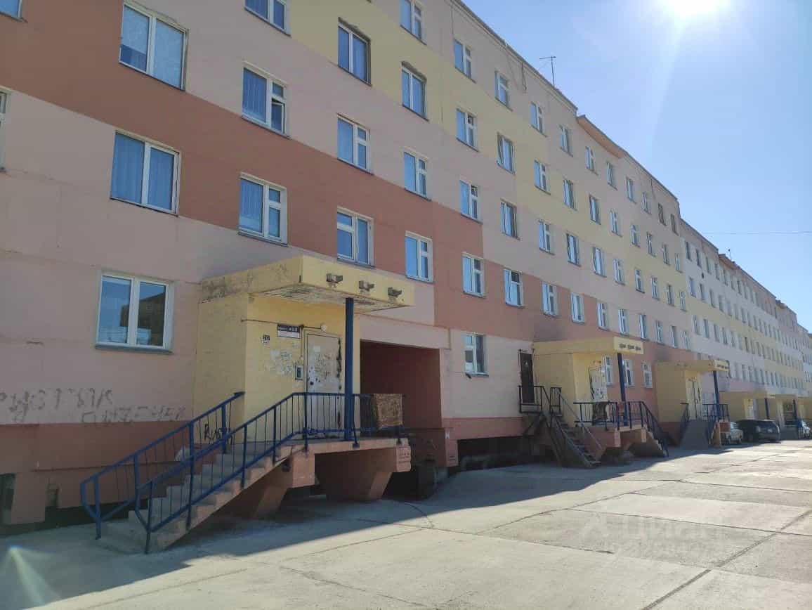 Россия, Республика Саха (Якутия), Мирнинский район, посёлок городского типа Айхал, Алмазная улица, 3
