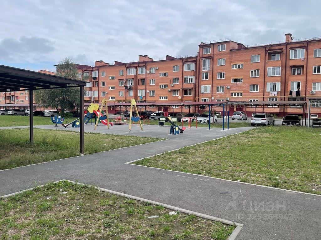 Россия, Республика Северная Осетия — Алания, Владикавказ, улица Хадарцева, 39, фото 9