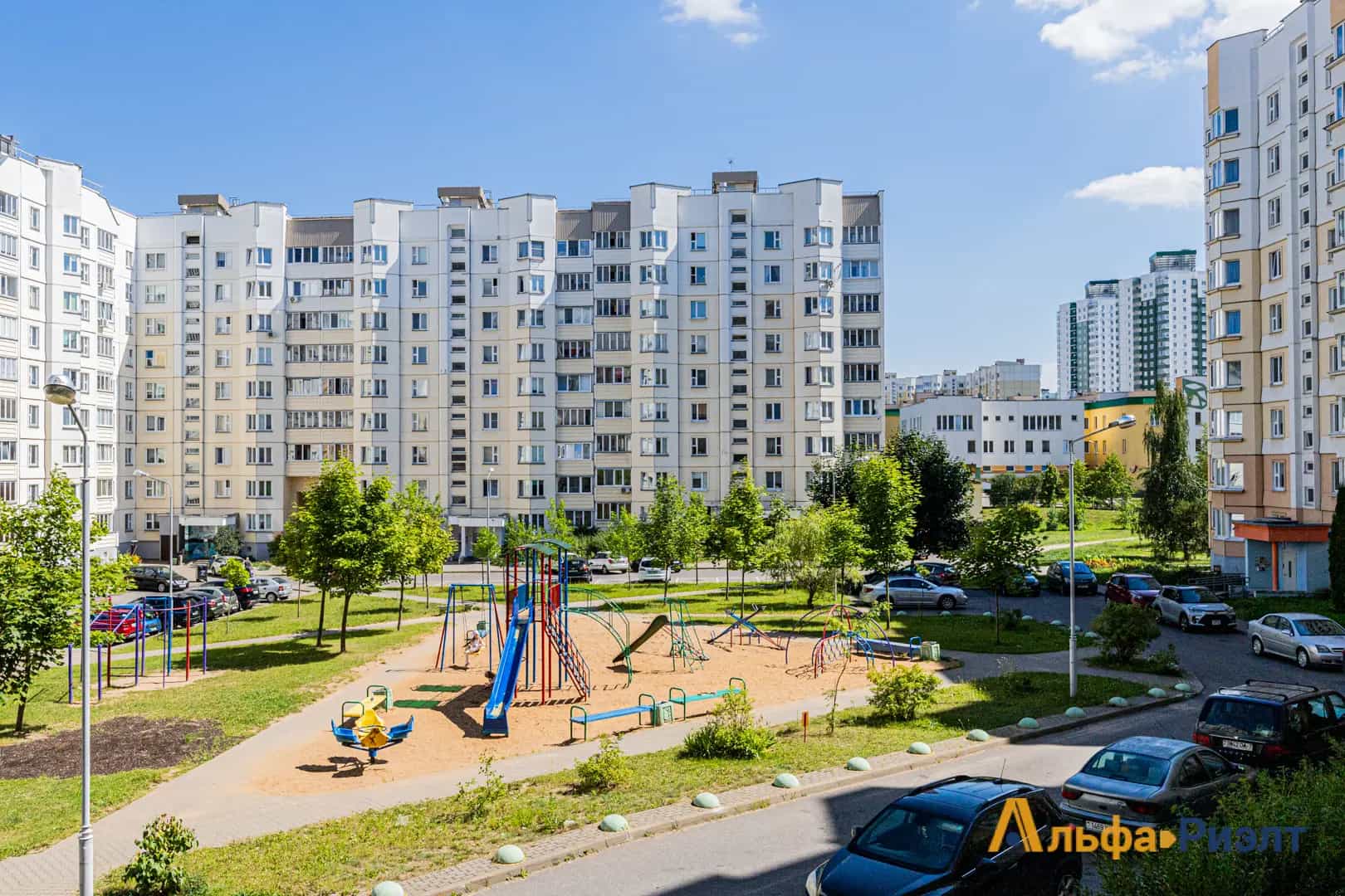 Беларусь, Минск, Нёманская улица, 76
