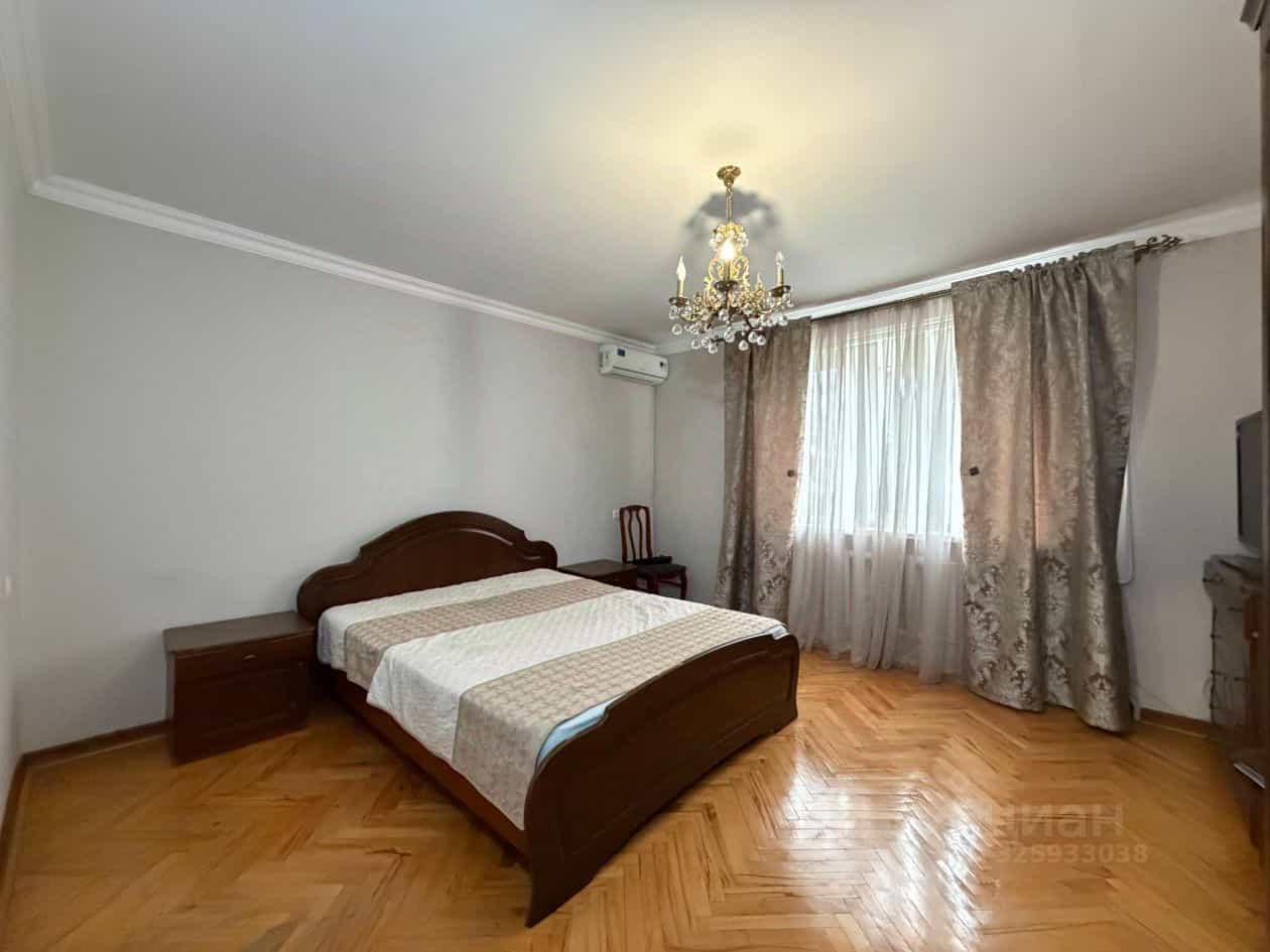 Россия, Кабардино-Балкарская Республика, Нальчик, улица Киримова, 83, фото 4