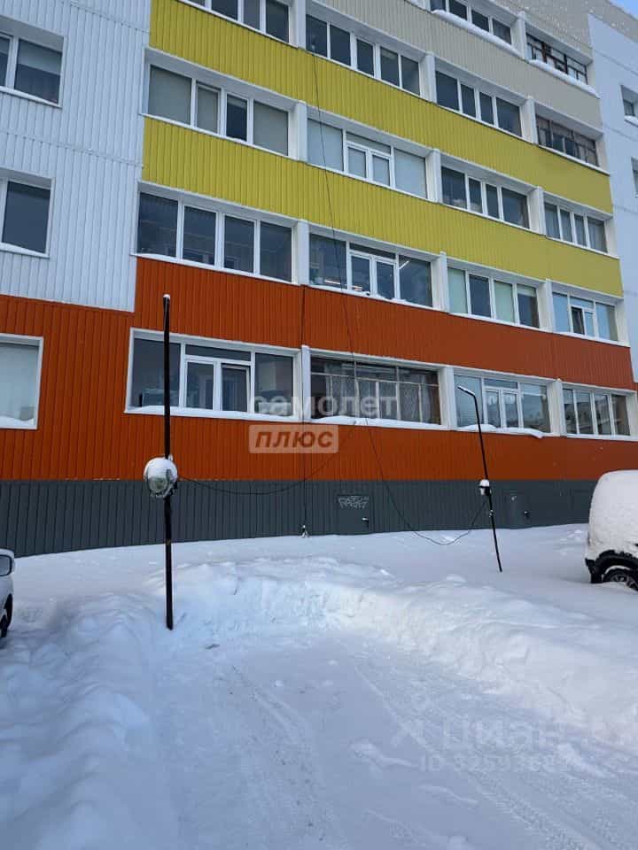 Россия, Ямало-Ненецкий автономный округ, Ноябрьск, улица 8 Марта, 10, фото 21