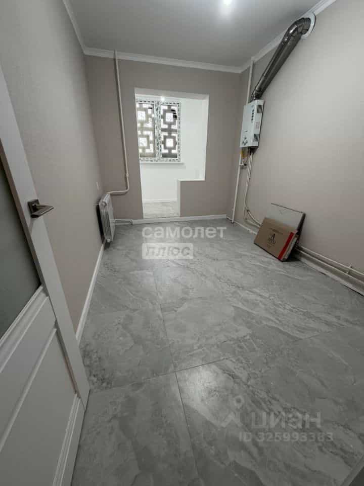Россия, Республика Калмыкия, Элиста, 6-й микрорайон, 13, фото 6