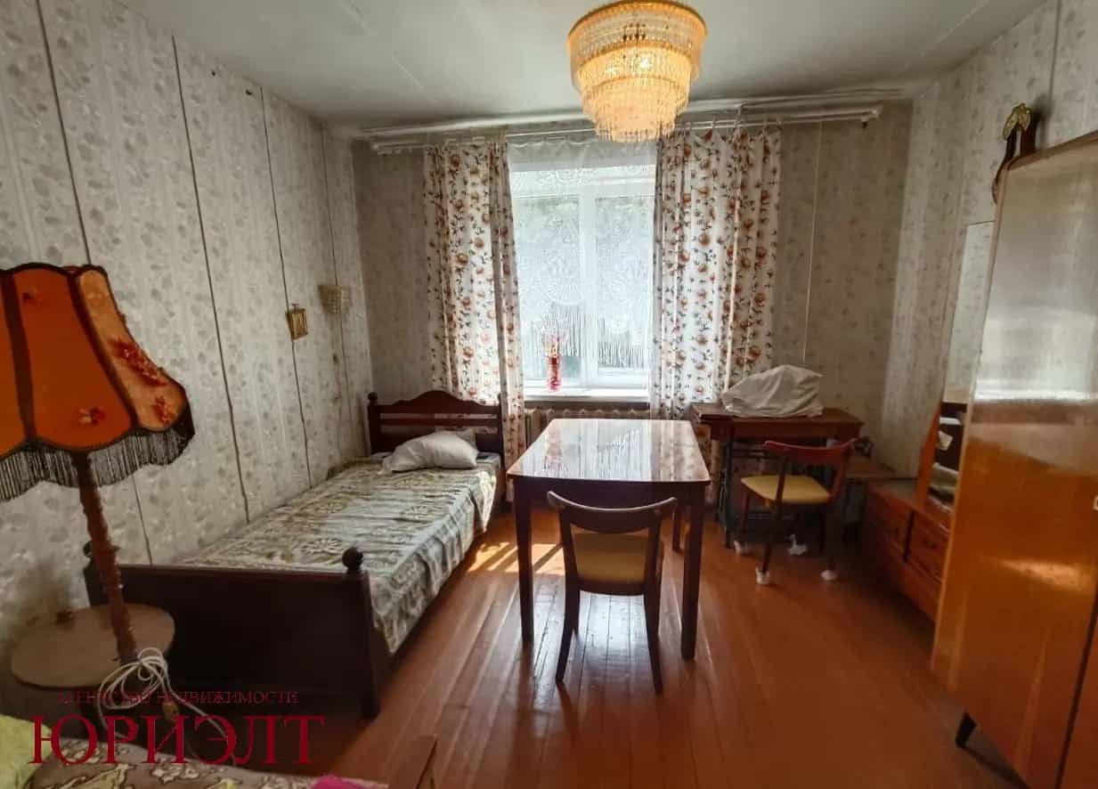Беларусь, Брестская область, Барановичи, улица Царюка, 4, фото 10