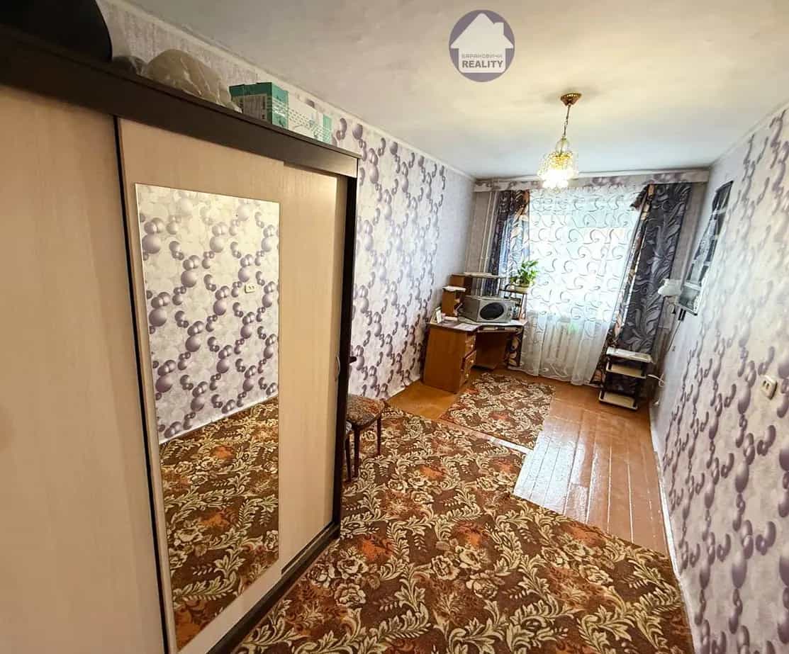 Беларусь, Брестская область, Барановичи, Брестская улица, 5, фото 6