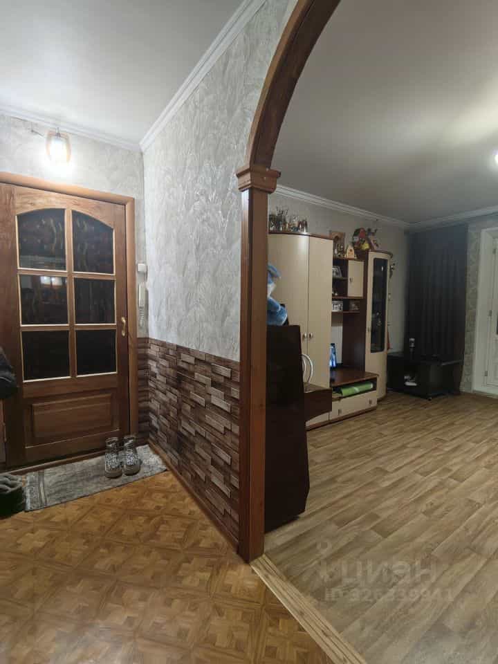 Россия, Республика Хакасия, Абакан, улица Чертыгашева, 152, фото 5