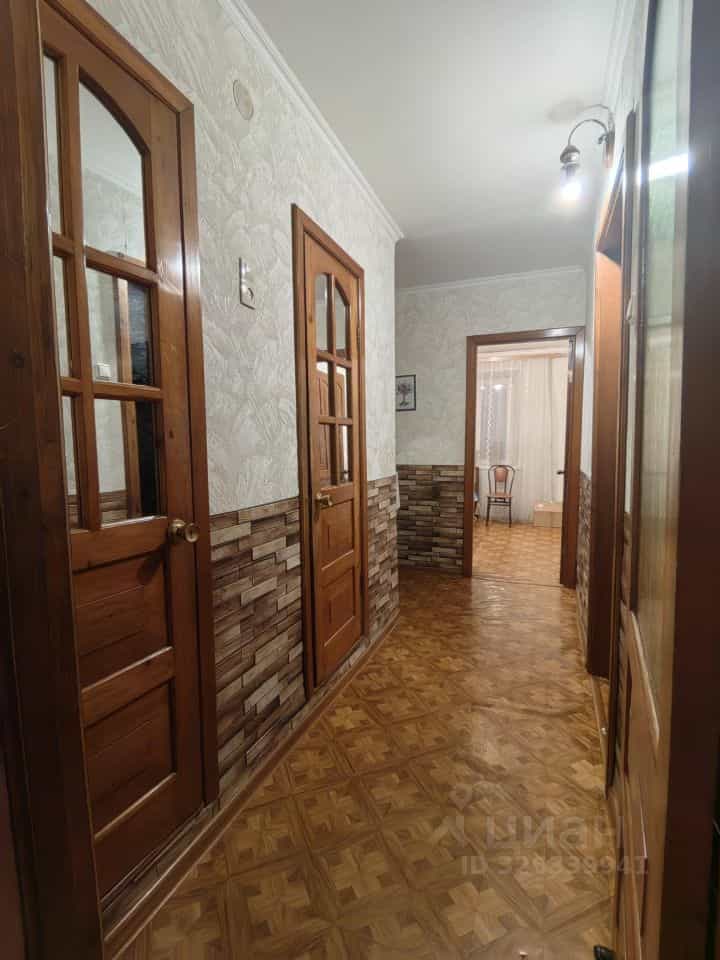 Россия, Республика Хакасия, Абакан, улица Чертыгашева, 152, фото 8
