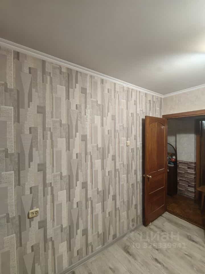 Россия, Республика Хакасия, Абакан, улица Чертыгашева, 152, фото 12