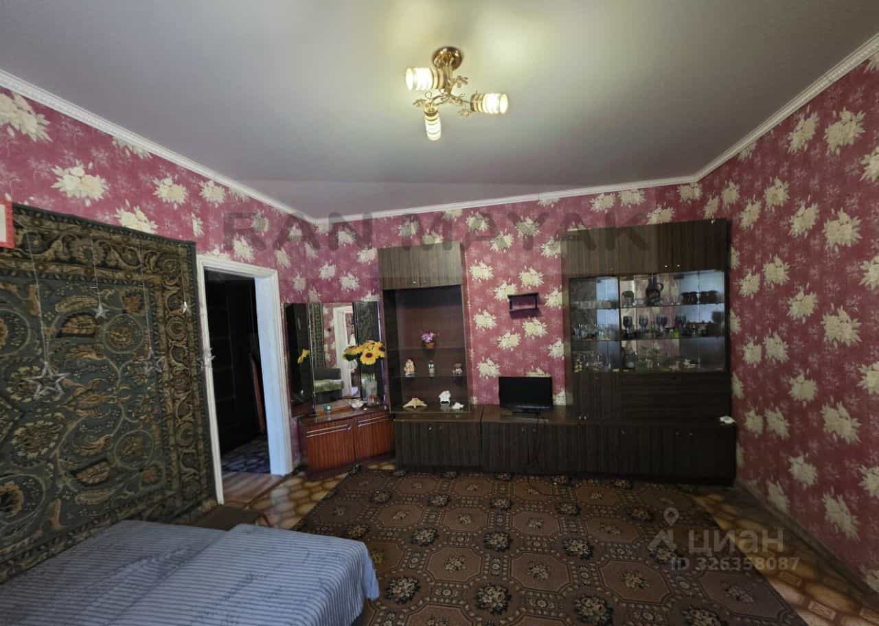 Россия, Республика Адыгея (Адыгея), Майкоп, улица МОПРа, 11