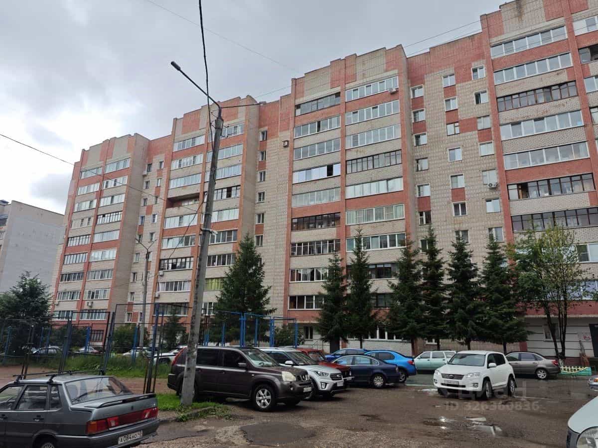 Россия, Киров, улица Воровского, 120, фото 38
