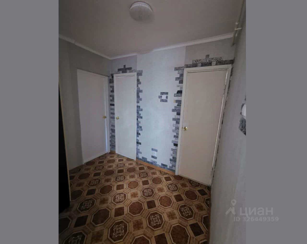 Россия, Республика Адыгея (Адыгея), Майкоп, улица Коммунаров, 13, фото 8