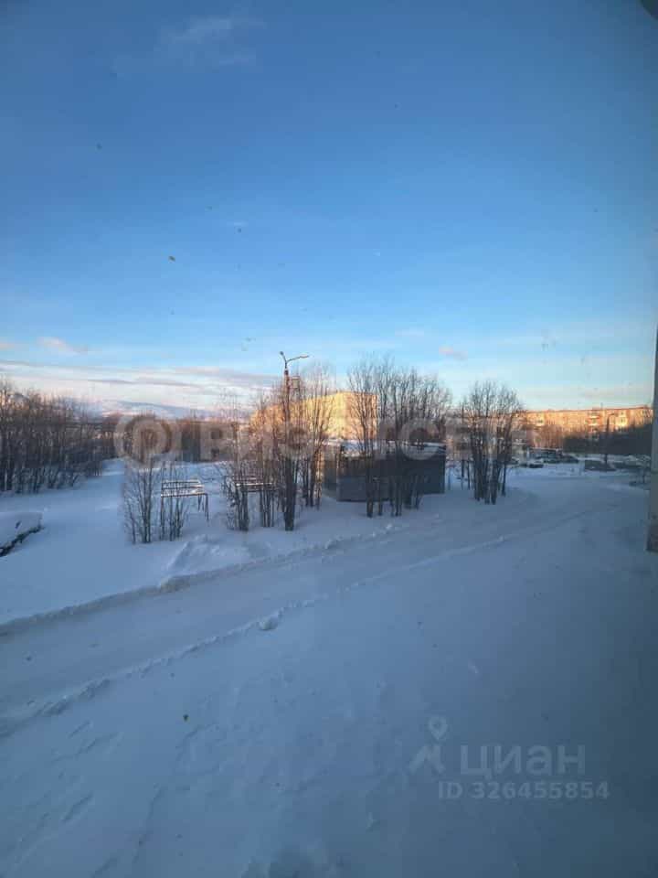 Россия, Мурманская область, Мончегорск, проспект Ленина, 6, фото 5