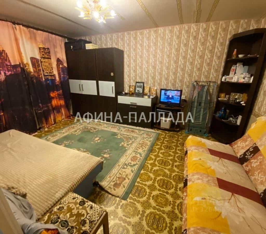 Россия, Ямало-Ненецкий автономный округ, Надымский район, Надым, Комсомольская улица, 7