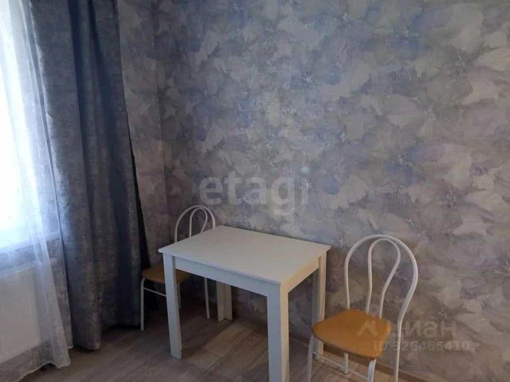 Россия, Республика Алтай, Горно-Алтайск, улица Осипенко, 21, фото 4