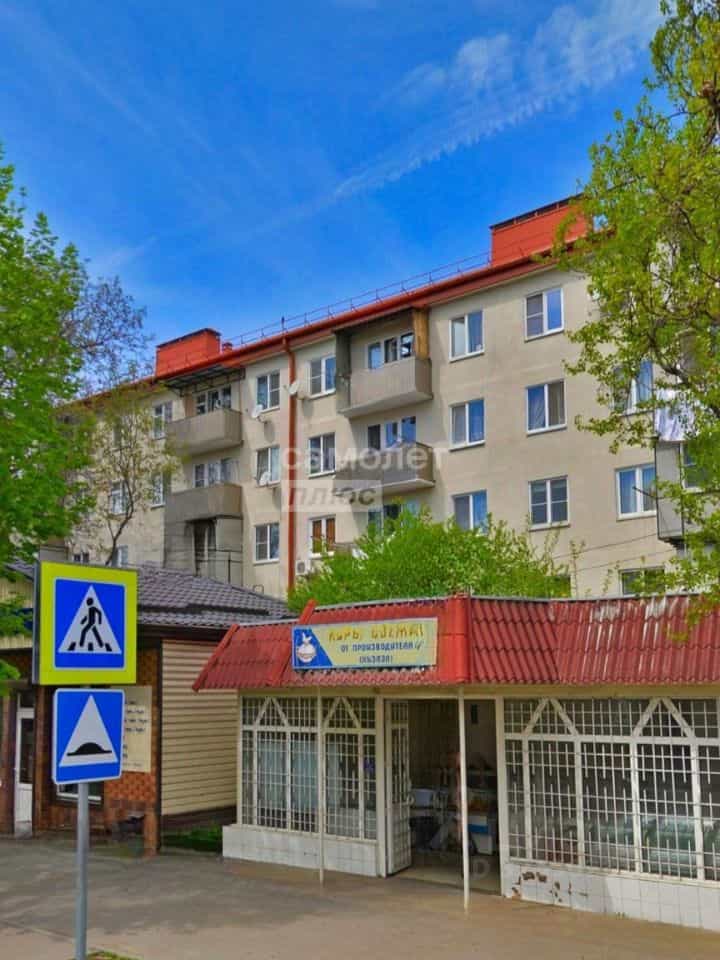 Россия, Кабардино-Балкарская Республика, Нальчик, улица Хмельницкого, 44, фото 11