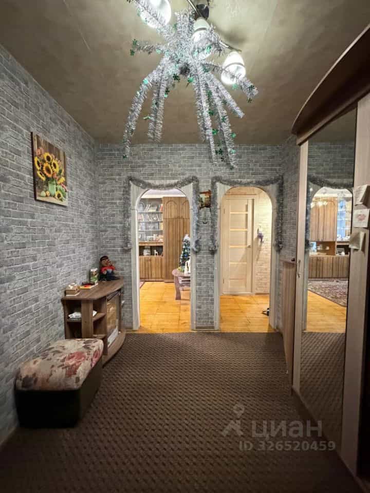 Россия, Киров, Ленинский район, улица Азина, 5, фото 4