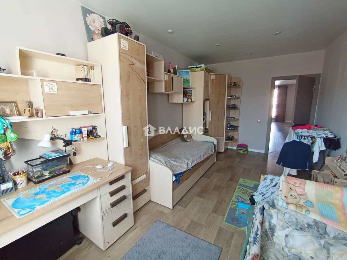 Россия, Республика Бурятия, Улан-Удэ, 142-й микрорайон, 5А, фото 5