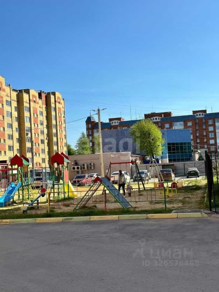 Россия, Республика Марий Эл, Йошкар-Ола, Комсомольская улица, 86, фото 3