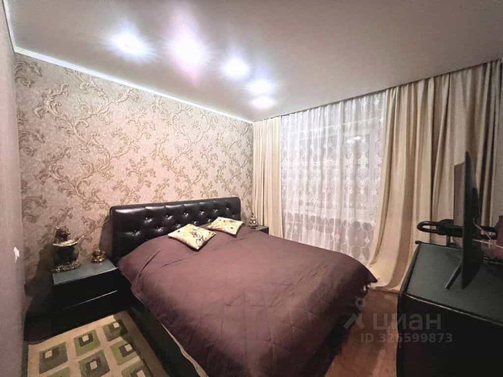 Россия, посёлок городского типа Сокол, улица Королёва, 15, фото 2