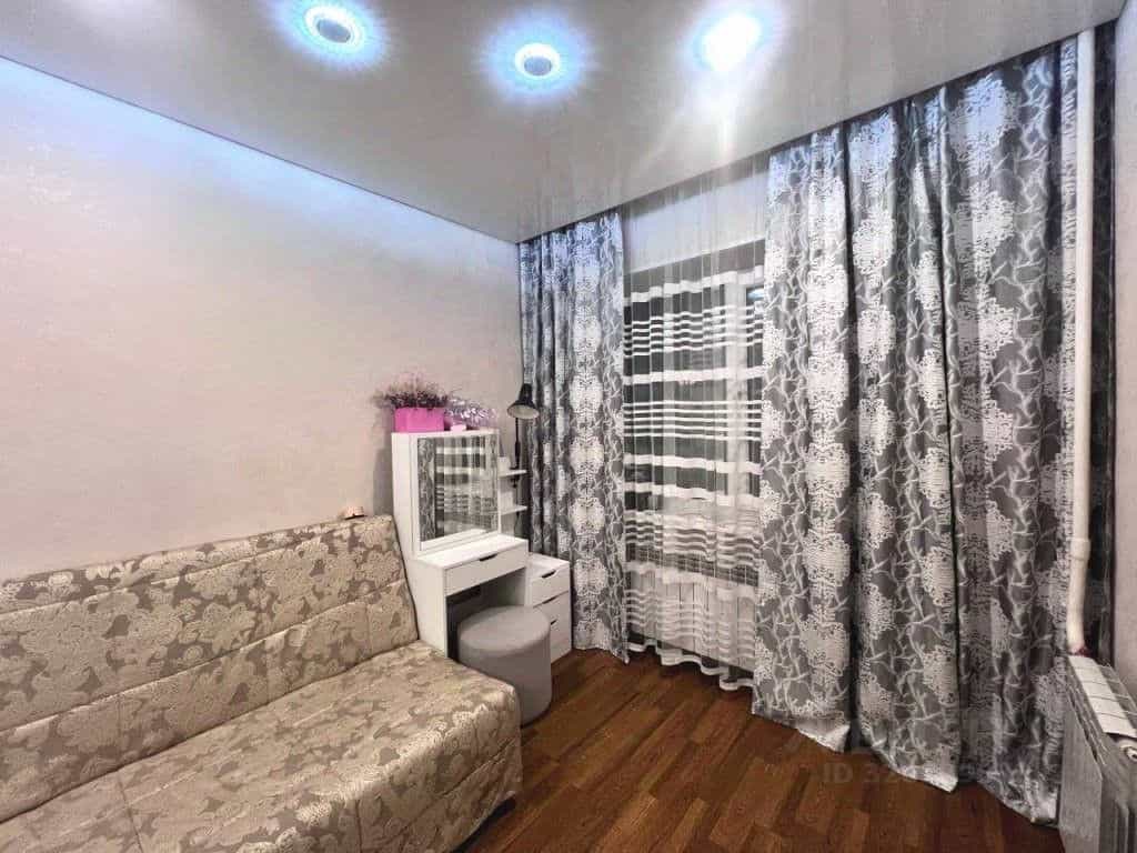 Россия, посёлок городского типа Сокол, улица Королёва, 15, фото 9