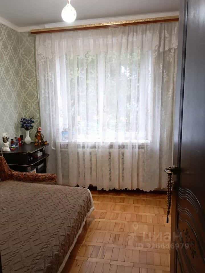 Россия, Кабардино-Балкарская Республика, Нальчик, улица Ватутина, 27, фото 9