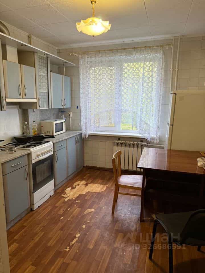 Россия, Новгородская область, Чудово, улица Титова, 14к2, фото 9