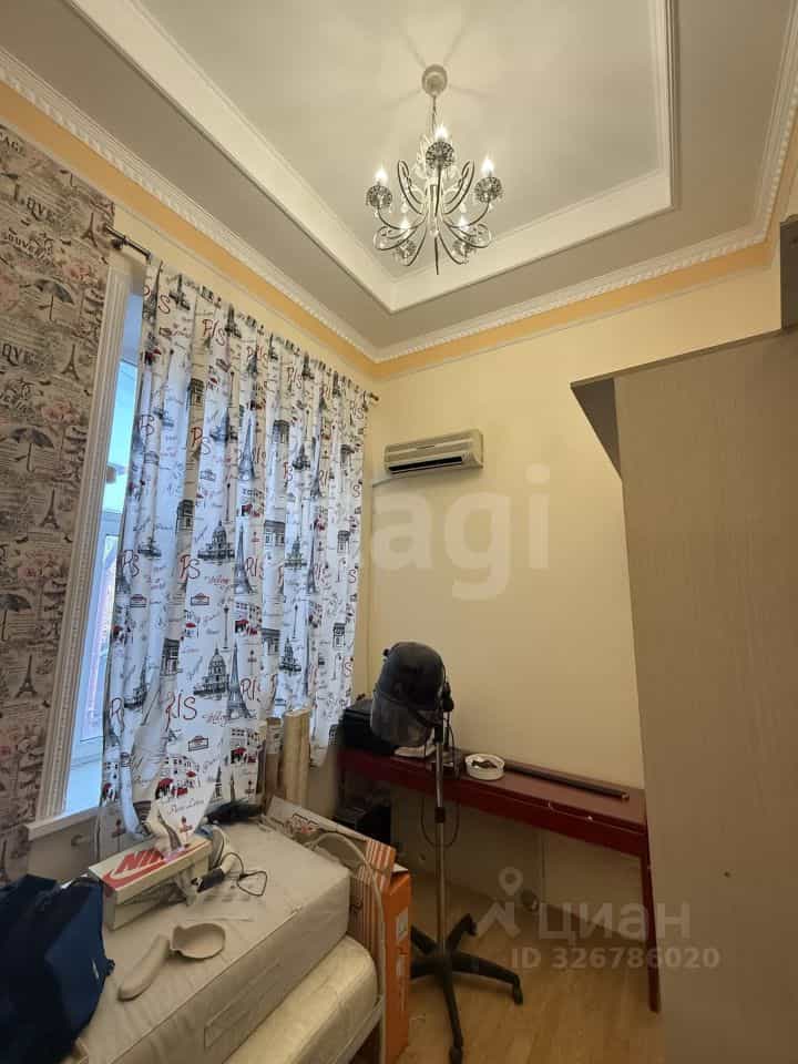 Россия, Астрахань, улица Анри Барбюса, 11, фото 29