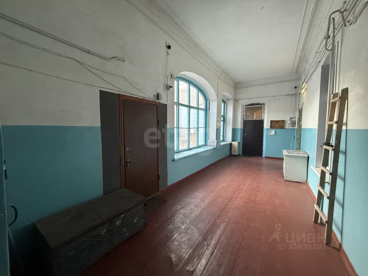Россия, Астрахань, улица Анри Барбюса, 11, фото 32