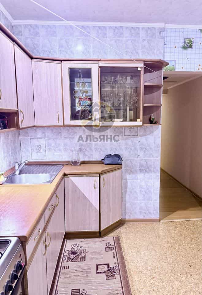 Россия, Ямало-Ненецкий автономный округ, Новый Уренгой, улица Захаренкова, 5/5, фото 12