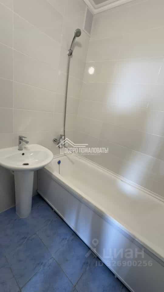 Россия, Республика Хакасия, Абакан, улица Крылова, 35А, фото 6