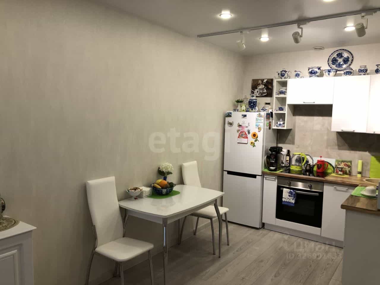 Россия, Республика Коми, Сыктывкар, Коммунистическая улица, 44/3, фото 9